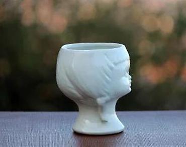 Stare vaze i dekor: Vintage Milk Glass Bela mlečna poculanska vaza Mid-century — 7