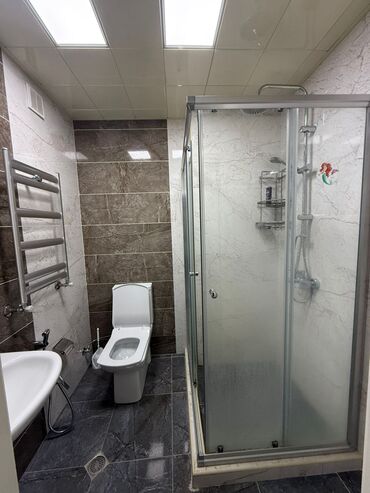 Mənzil kirayələyirəm: 2 otaqlı, 65 kv. m — 10