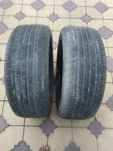 купить диски на авто 17: Автомобильная шина с размерами 235/55 R19 101V. Эта шина имеет