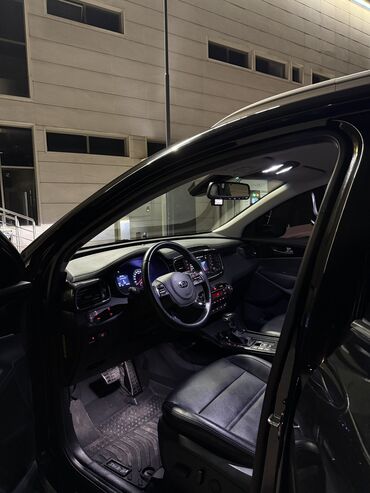 Kia: Kia Sorento: 2018 г., 2.2 л, Типтроник, Дизель, Внедорожник — 15