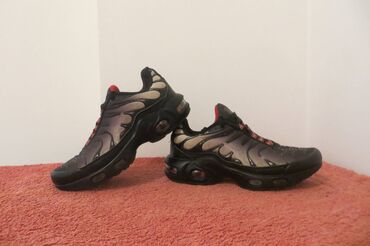 muške patike nike air max ltd 3: Tn- NIKE potpuno ocuvane kvalitetne patike, udobne, sa vazdusnim