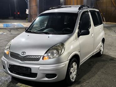 Toyota: Toyota Yaris Verso: 2004 г., 1.5 л, Механика, Бензин, Хэтчбэк