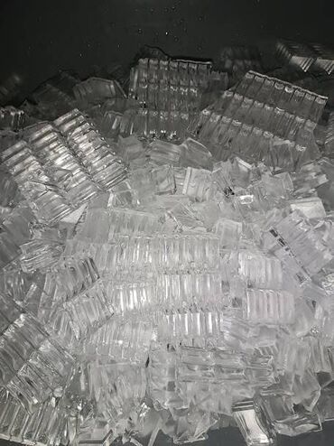 купить коробки для пиццы: Лёд для напитков Half-Cube-ice мелкий в форме ром ( не кубик)