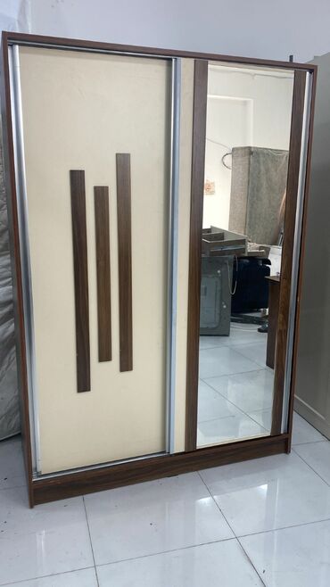 İşlənmiş, Kupe, 2 qapılı Düz dolab, Dolab-asılqan