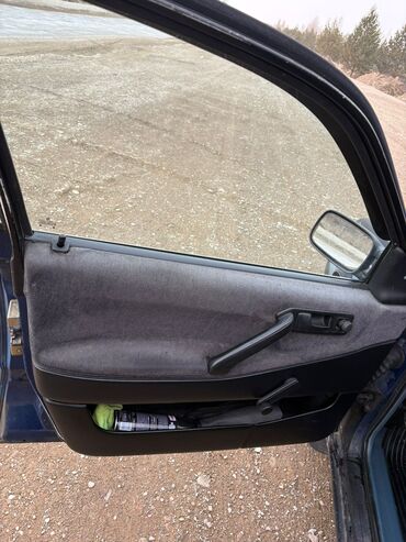 Volkswagen: Volkswagen Passat Variant: 1991 г., 1.8 л, Механика, Бензин, Универсал — 11