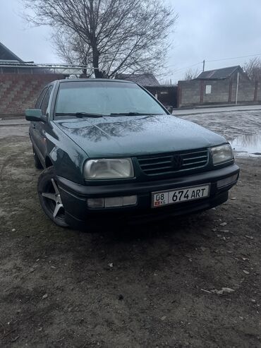 volkswagen grand california: Volkswagen Vento: 1996 г., 1.8 л, Механика, Бензин, Седан