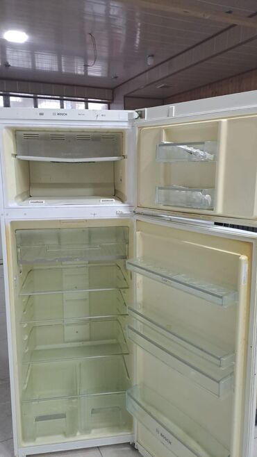Холодильники: Холодильник Двухкамерный