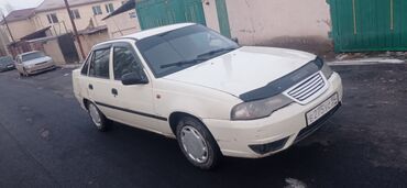 Daewoo: Daewoo Nexia: 2010 г., 1.5 л, Механика, Бензин, Седан