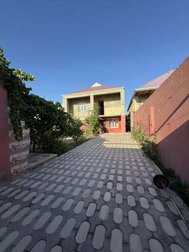şəmkrdə yeni tikili bina: Пос. Раманы 9 комнат, 240 м², Нет кредита, Свежий ремонт