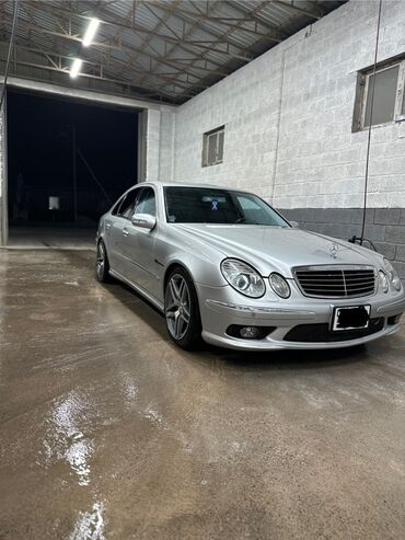 Mercedes-Benz E-Class: 2003 г., 5 л, Автомат, Бензин, Седан