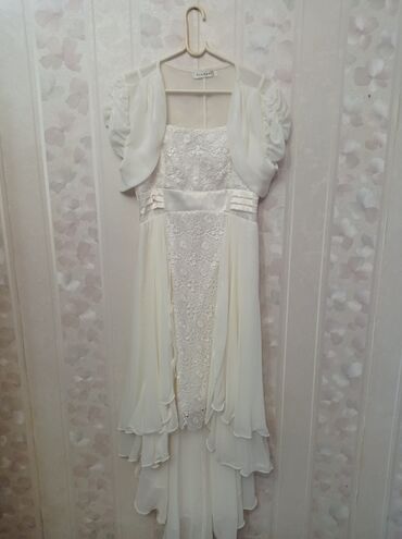 белое платья со шлейфом: Вечернее платье, Классическое, Шелк, Без рукавов, Шлейф, 3XL (EU 46)