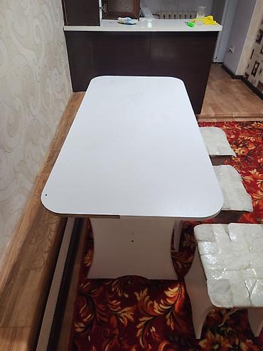 Стол жана отургуч комплекттери: Кухонный комплект: стол + 3 табурета - Цвет: белый, матовый. - — 1