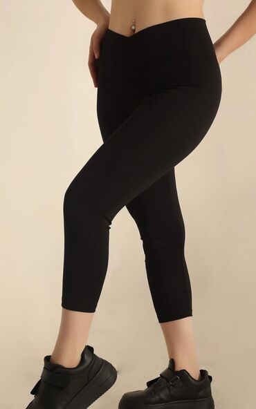 Qadın şalvarları: Taytlar m razmer 20 azn — 9