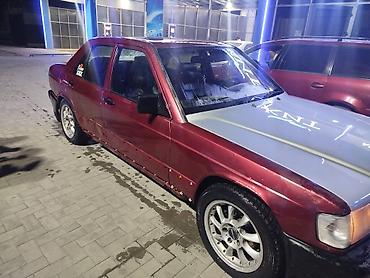 а 190: Mercedes-Benz 190: 1991 г., 2.6 л, Бензин — 2