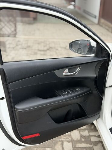 Kia: Kia K3: 2019 г., 1.6 л, Вариатор, Бензин, Седан — 19