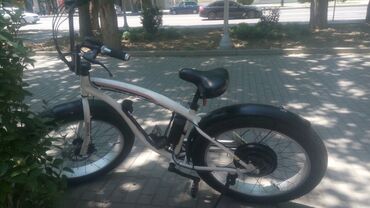 işlənmiş velosiped: İşlənmiş Elektrik velosipedi 26", sürətlərin sayı: 7, 750 < Vt, Ünvandan götürmə, Ödənişli çatdırılma