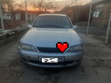 обменяю машину: Opel Vectra: 2001 г., 1.6 л, Механика, Бензин