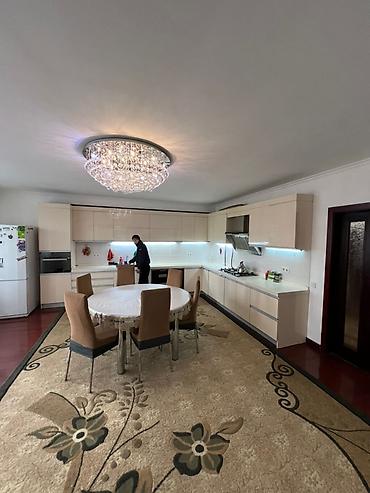 Продажа квартир: 5 и более комнат, 300 м², Элитка, 11 этаж, Старый ремонт at lalafo.kg — 10 Продажа квартир: 5 и более комнат, 300 м², Элитка, 11 этаж, Старый ремонт — 10