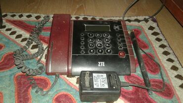 телефон 2000: Стационарный телефон Беспроводной, Дисплей, Регулировка уровня громкости
