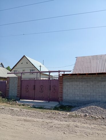 дома в рабочем городке: Дом, 110 м², 4 комнаты, Собственник, Косметический ремонт