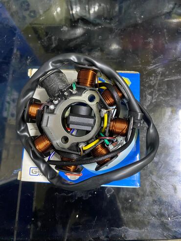 Мотозапчасти и аксессуары: Набор запчастей для малокубатурного мотоцикла/скутера: - Головка — 15