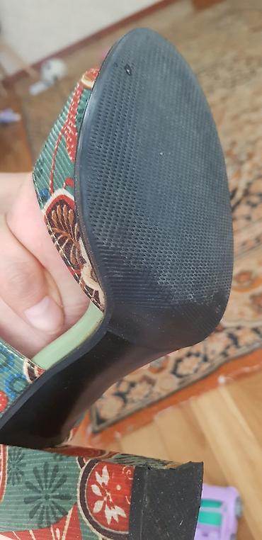 Женская обувь: Продаю летние каблуки босоношки женские 36-37 размер. новые
н — 3