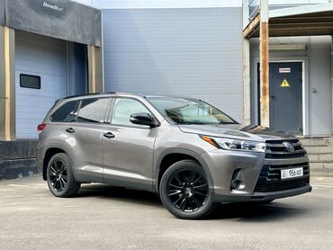 toyota east: Toyota Highlander: 2019 г., 3.5 л, Автомат, Бензин, Кроссовер