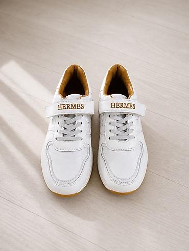 hermes ayaqqabı: Ölçü: 37, rəng - Ağ, İşlənmiş — 1