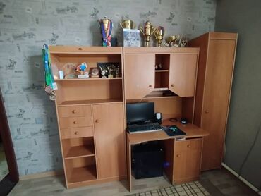 я ищу кухонный гарнитур: Спальный гарнитур, Б/у, Шкаф, Другая страна производитель, МДФ, Самовывоз, цвет - Коричневый