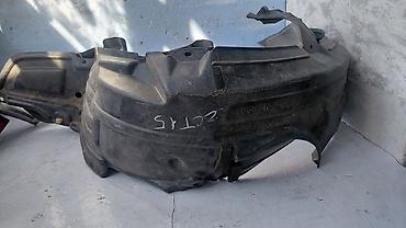 opa: Подкрылок Комплект Toyota, 2003 г., Б/у, Оригинал — 2