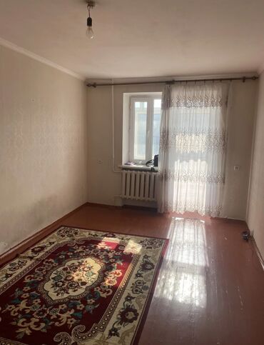 дом ала тоо жм: 1 комната, 32 м², Индивидуалка, 4 этаж, Старый ремонт