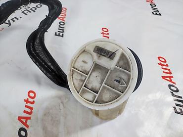 Другие автозапчасти: ** топливные насосы для различных автомобилей** Оригинальные — 10