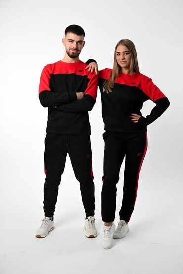 Gornji i donji deo: Novi modeli su stigli 🥰 Cena za komplet dve trenerke (muska i ženska — 4