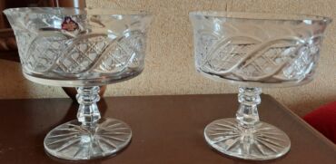 ультрафиолетовая лампа для дезинфекции: Ayaqlı iri meyvə vazları