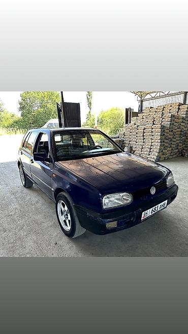 Продажа авто: Volkswagen Golf: 1993 г., 1.8 л, Механика, Бензин, Хэтчбэк — 3