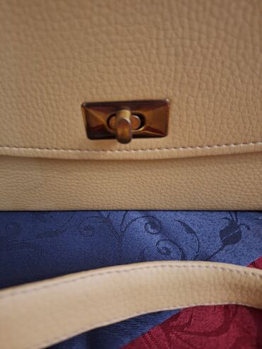 Koledžice: Defacto, M, Veštačka koža, Sa postavom — 14