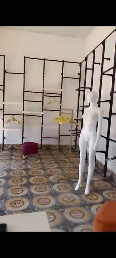 Qalın ağır dəmirdi yüngül deyil ən əsası əyilənlərdən deyil materialı