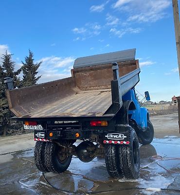 changan sarj aparati: ZIL 130 tipli dump yük maşını - Korpus: mavi kabin, ağ ön panel; — 7