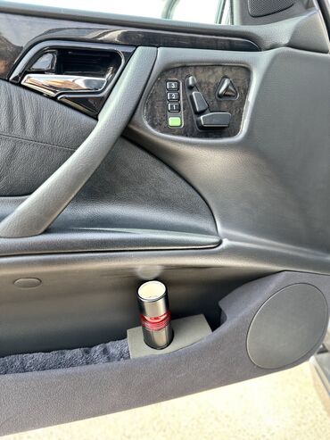 Mercedes-Benz: Mercedes-Benz E-Class: 2001 г., 3.2 л, Автомат, Бензиновая, Седан — 14