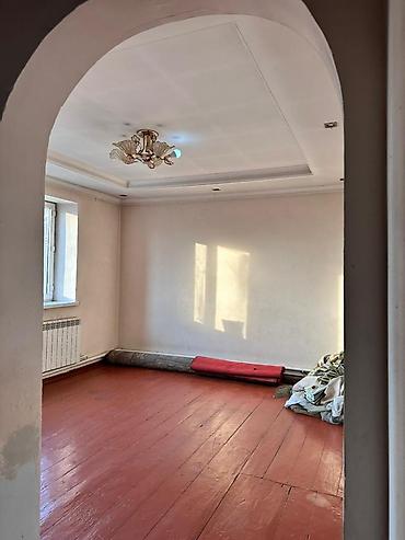 Продажа коттеджей и домов: Продается дом, 4,5 соток, район Свердловский, Красный строитель, улица at lalafo.kg — 17 Продажа коттеджей и домов: Продается дом, 4,5 соток, район Свердловский, Красный строитель, улица — 17