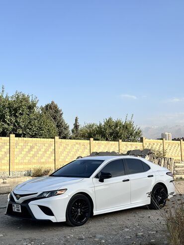 Toyota: Toyota Camry: 2018 г., 2.5 л, Автомат, Бензин, Седан