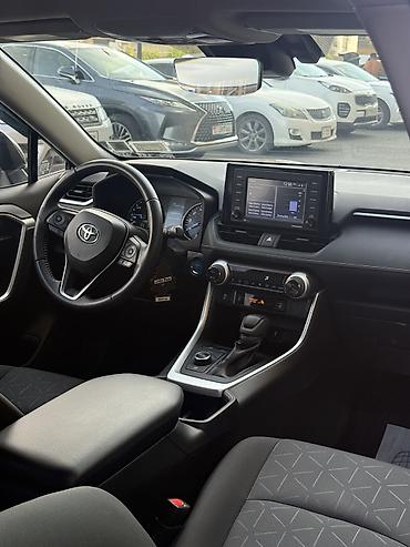 300 мин сом: Toyota RAV4: 2022 г., 2.5 л, Автомат, Гибрид, Кроссовер — 9