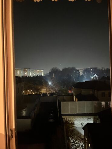 Uzunmüddətli kirayə mənzillər: Kirayə verilir: Gəncə şəhəri, Aqrarın Mexanizasiya və Baytarlıq — 11