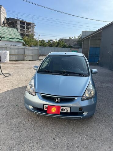 срочно продаю хонда серви: Honda Jazz: 2007 г., 1.3 л, Вариатор, Бензин, Хетчбек