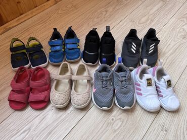 Детская обувь: Обувь adidas оригиналы! Размеры от 23 до 26. Уточняйте. Цены 0
