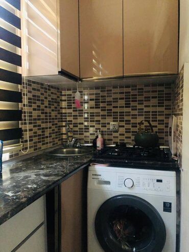 Köhnə tikili: Bakı, 2 otaqlı, Köhnə tikili, m. Memar Əcəmi, 35 kv. m — 4