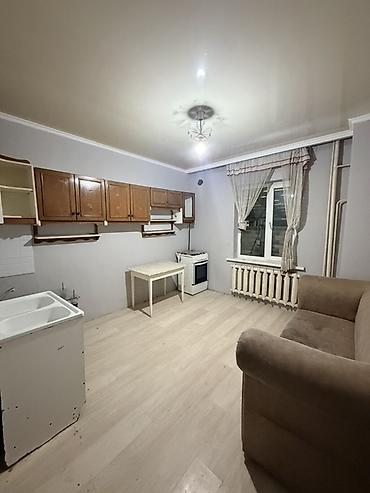 квартиры в учкуне: Квартира с раздельной планировкой и высокими потолками. - Просторная — 2