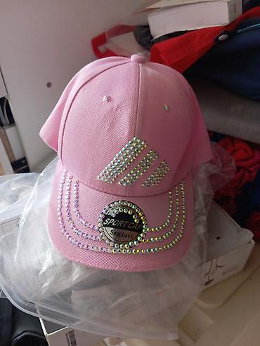 бейзболка: Бейсболки со стразами, модель Snapback - Яркий дизайн с крупными — 1