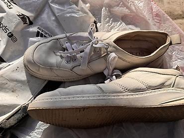 Кроссовки и спортивная обувь: Белые кожаные кеды CLEMENTO. CABANI оба 44 размер состояние отличное ( — 5