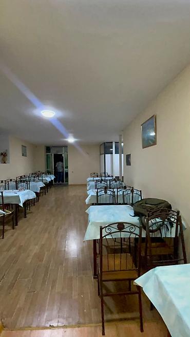 kafe stolari: Mərkəzdə Tam Təchiz Olunmuş Restoran və Biznes Kompleksi İcarəyə — 9